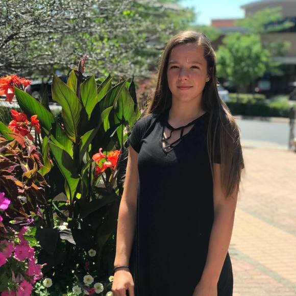 Meet your Posher, Maddie - Picture 1 of 1